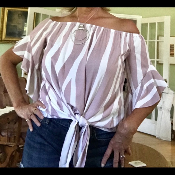 Not for SALE ❣️5 ⭐️RATED ❤️ Striped Off Shoulder - Picture 5 of 8